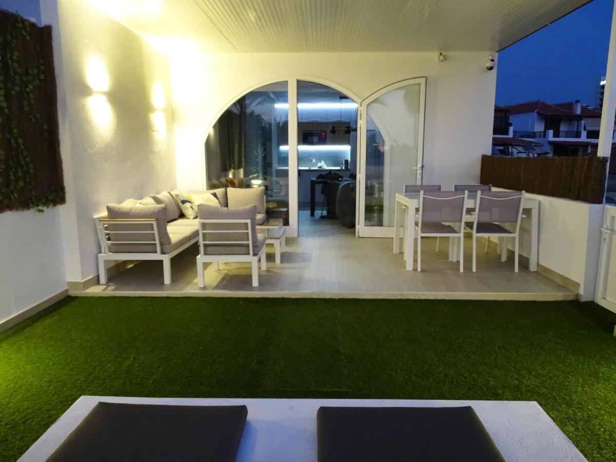 Las Americas Luxury Low-Cost Apartment With Terrace & Views Playa de las Américas Eksteriør billede