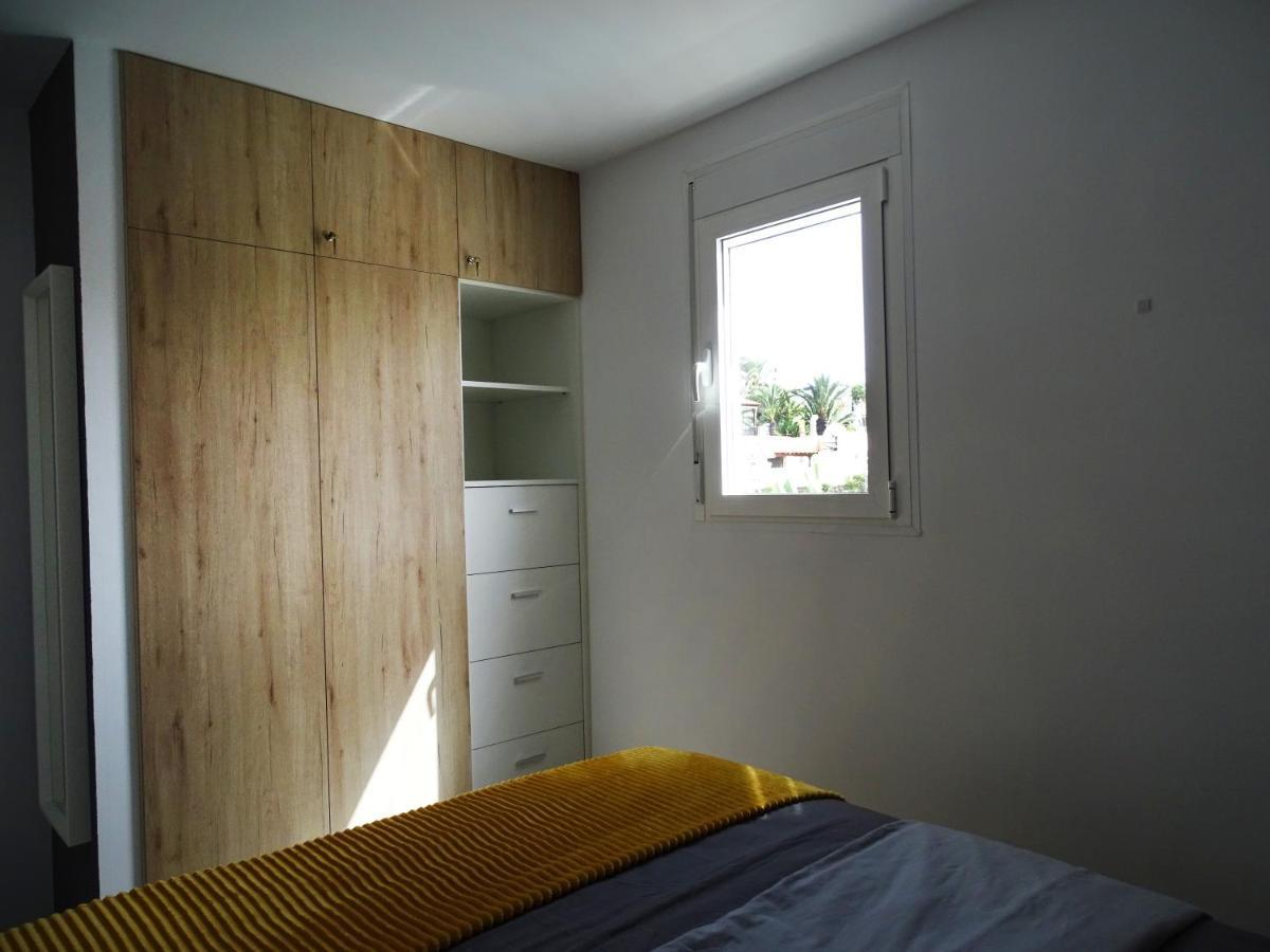 Las Americas Luxury Low-Cost Apartment With Terrace & Views Playa de las Américas Eksteriør billede