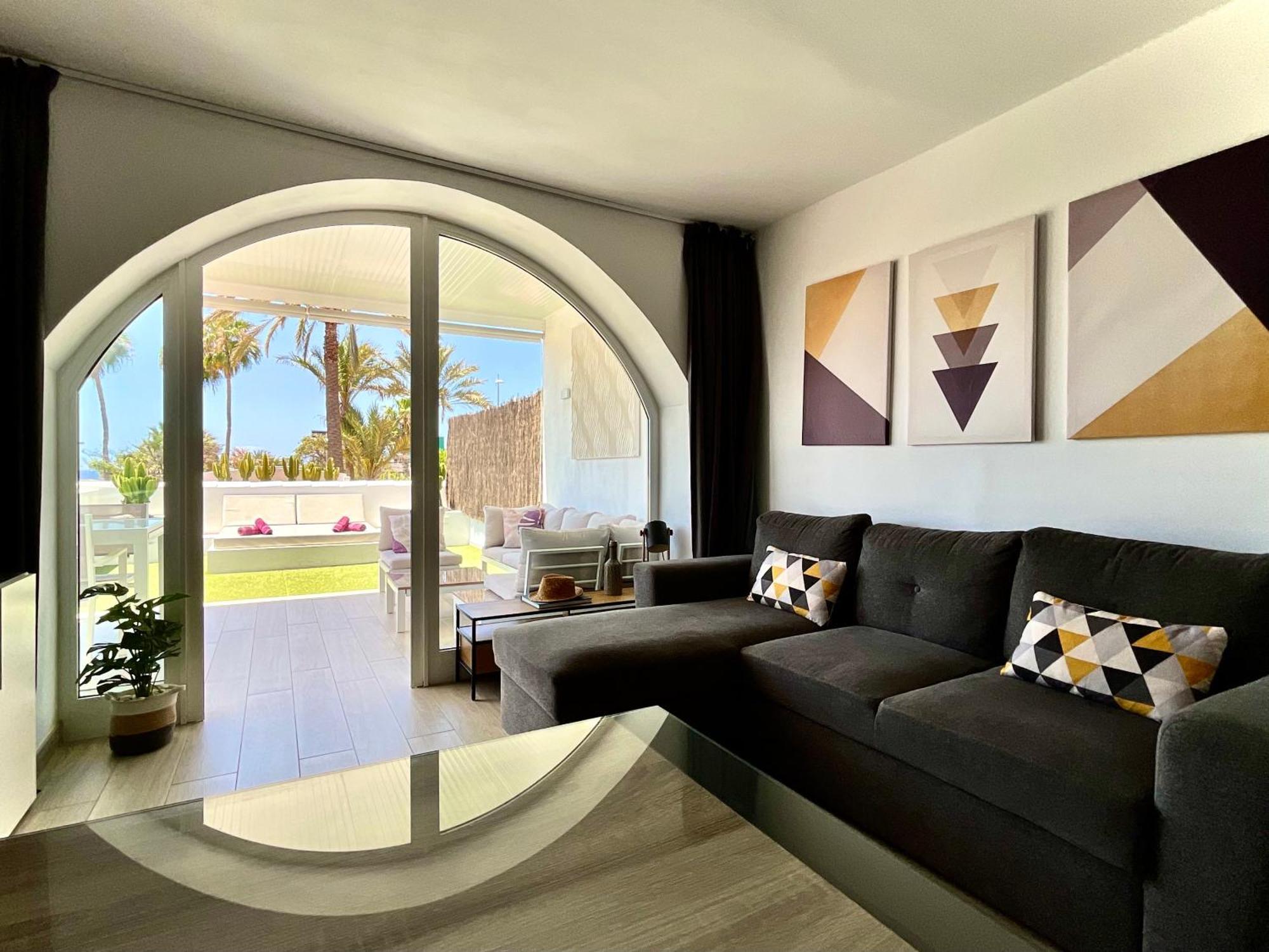 Las Americas Luxury Low-Cost Apartment With Terrace & Views Playa de las Américas Eksteriør billede